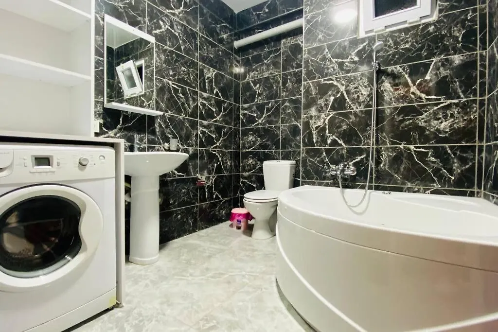 Sisli Pangalti Da 2+1 Jakuzili Lux Daire Istanbul Apartament