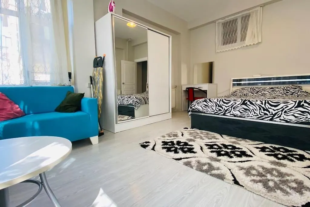 Sisli Pangalti Da 2+1 Jakuzili Lux Daire Istanbul 0*,  Türkei